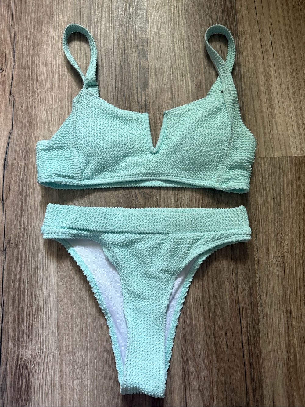 SHEIN Mint Textured V-Wire Bikini Set